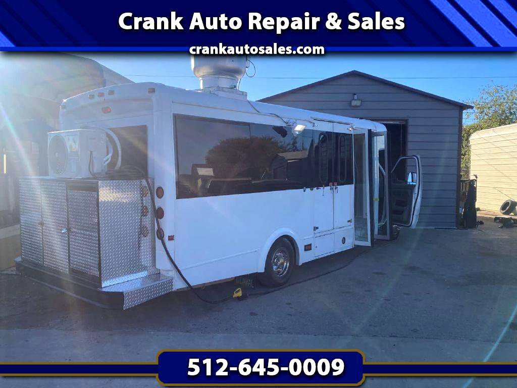 Used 2015 Ford E-450 and Econoline 450 Super Duty w/ Shuttle Bus Prep Package image 1