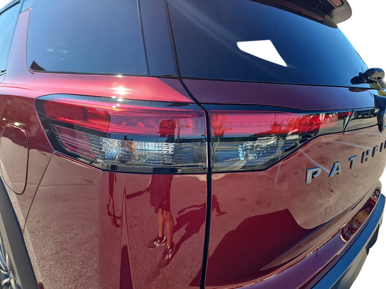 New 2026 Nissan Pathfinder Platinum FWD image 35