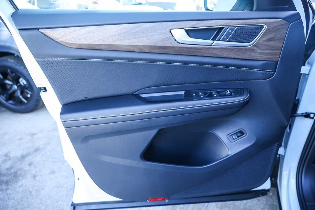 New 2026 Volkswagen Atlas SE image 33