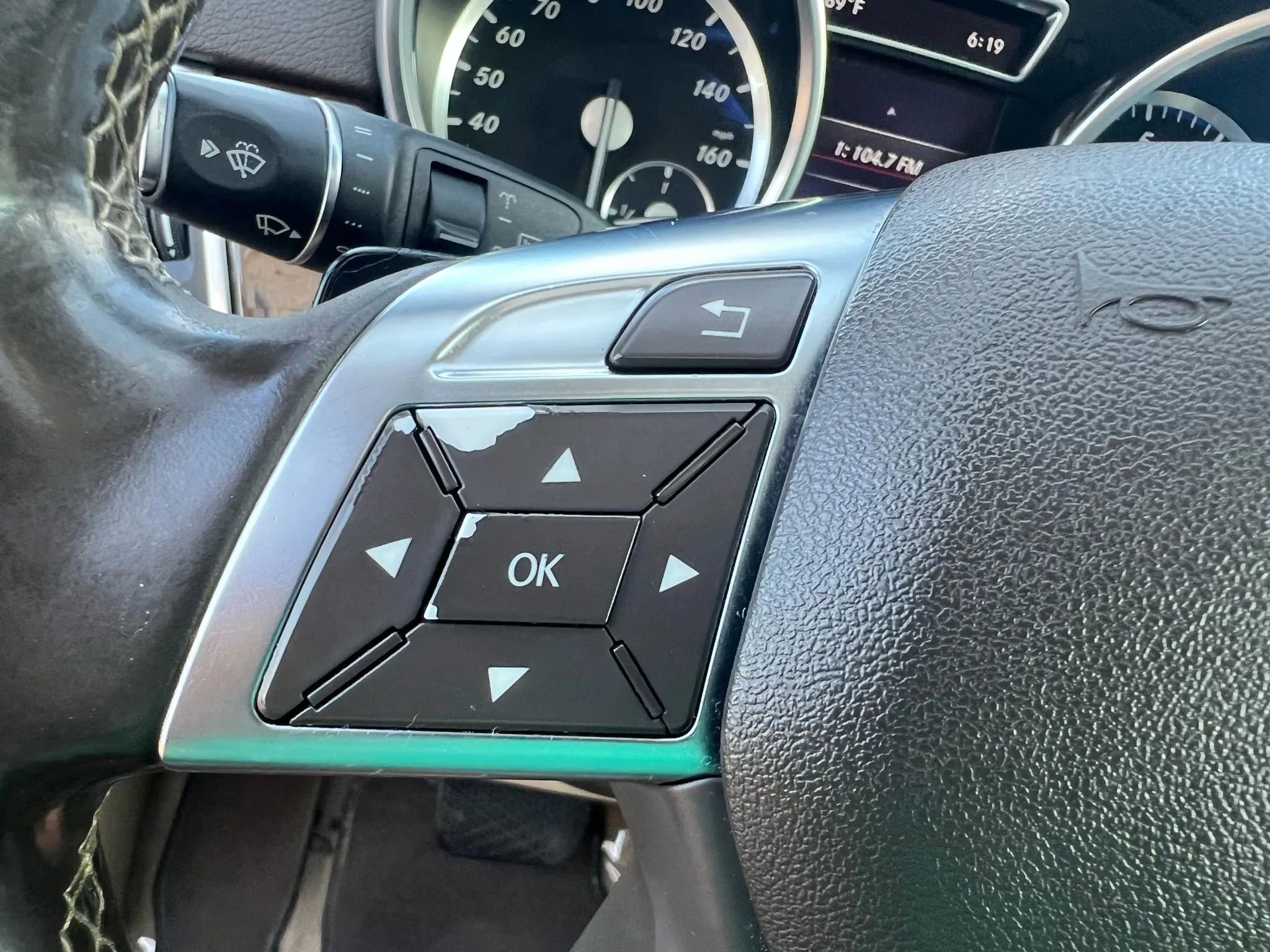 Used 2015 Mercedes-Benz GL 450 4MATIC image 50