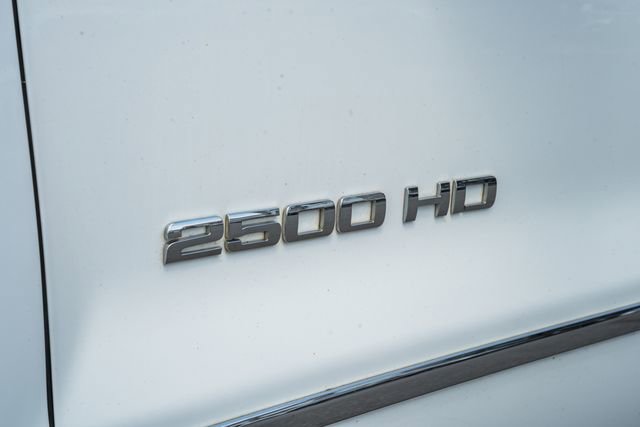 Used 2016 Chevrolet Silverado 2500 LTZ w/ LTZ Plus Package AWD/4WD image 18