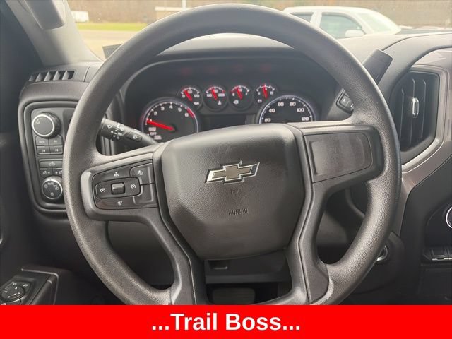 Used 2022 Chevrolet Silverado 1500 Custom Trail Boss w/ LPO, Dark Essentials Package AWD/4WD image 19