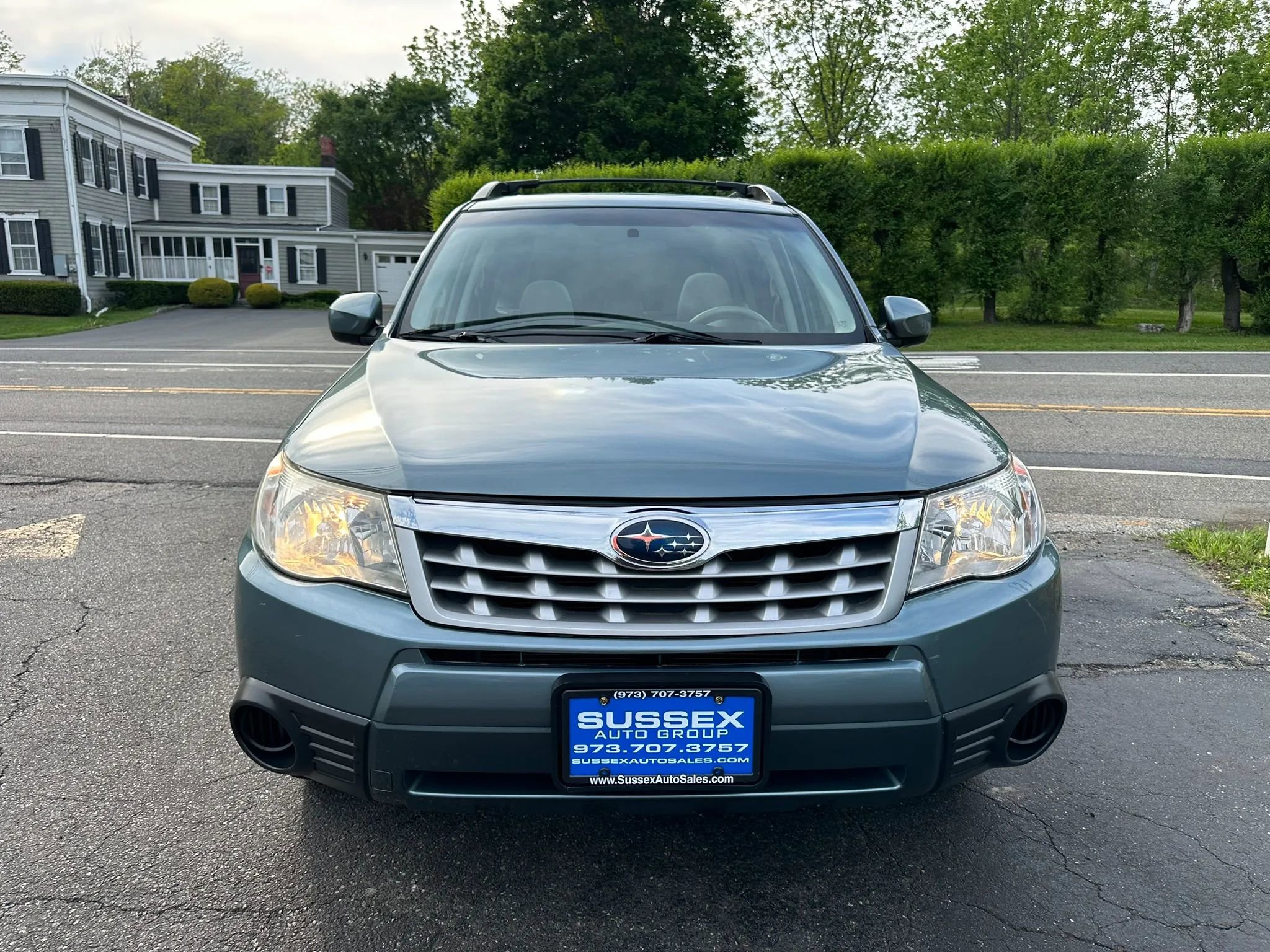 Used 2011 Subaru Forester 2.5X Premium w/ All-Weather Pkg AWD/4WD image 2