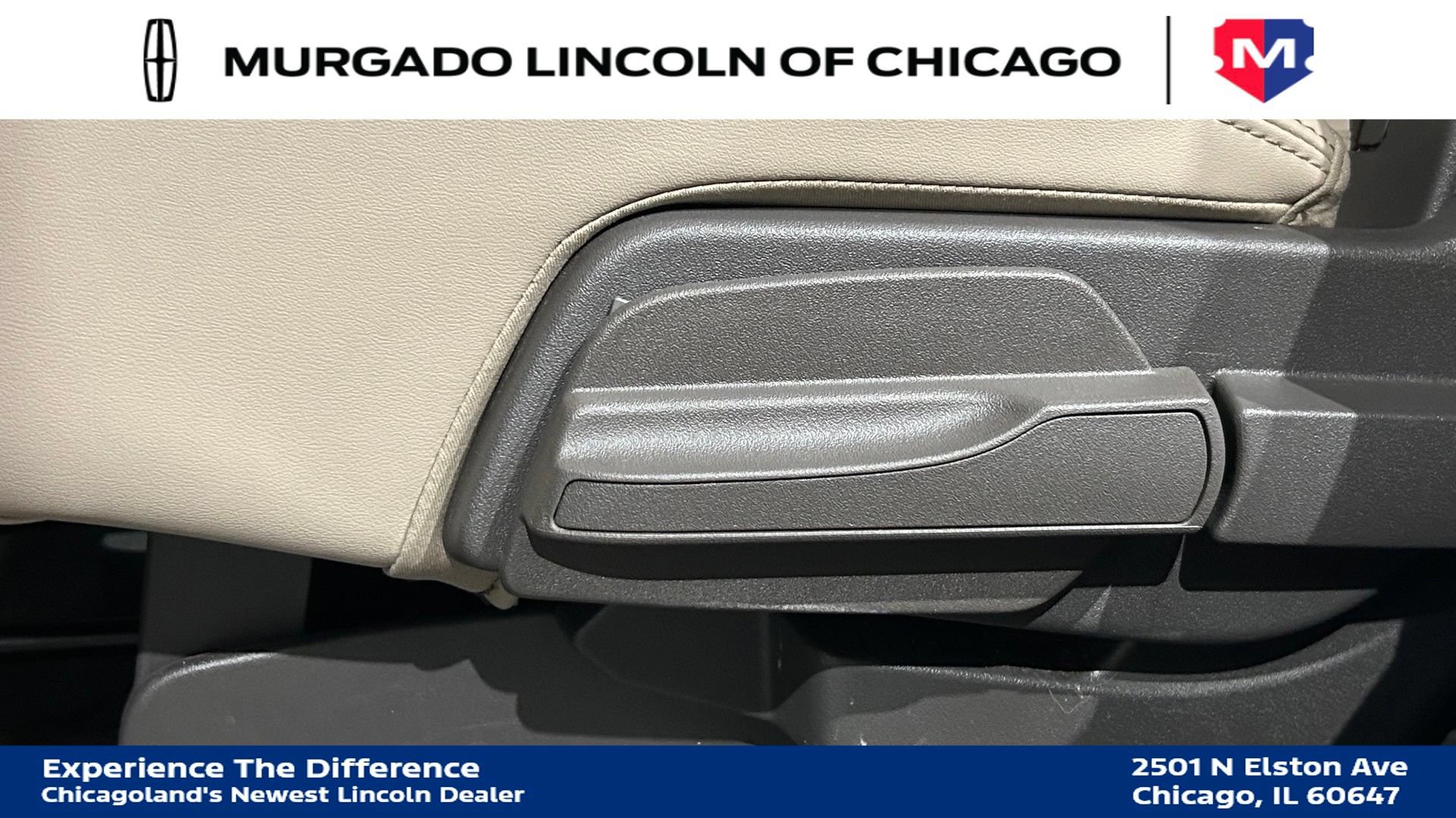 Certified 2024 Lincoln Navigator Reserve AWD/4WD image 46