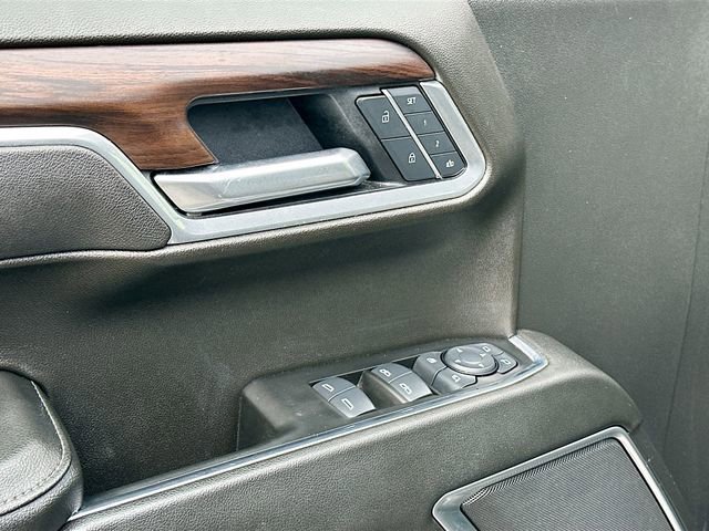 Used 2025 GMC Sierra 1500 SLT image 18