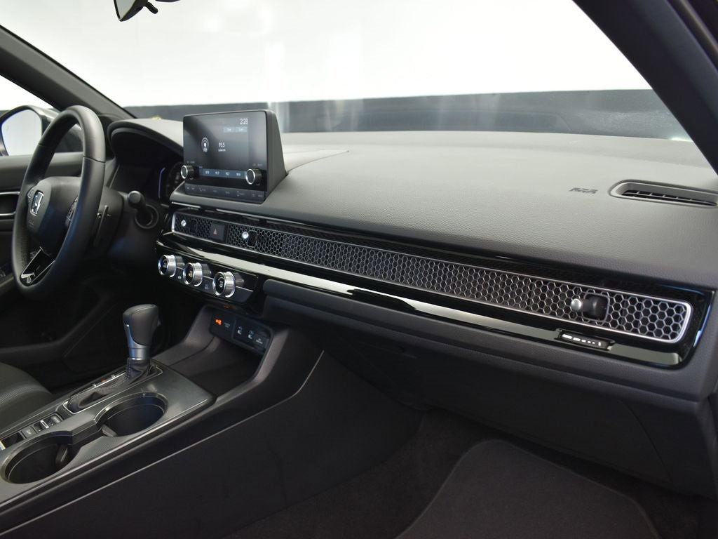 Used 2025 Honda Civic Sport image 24