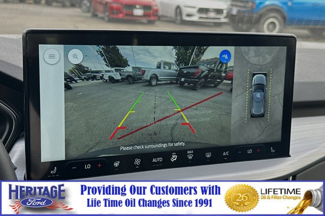 New 2024 Ford Escape SE w/ PHEV Premium Package image 17