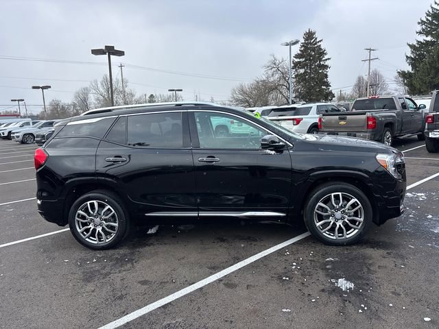 Used 2023 GMC Terrain Denali image 32