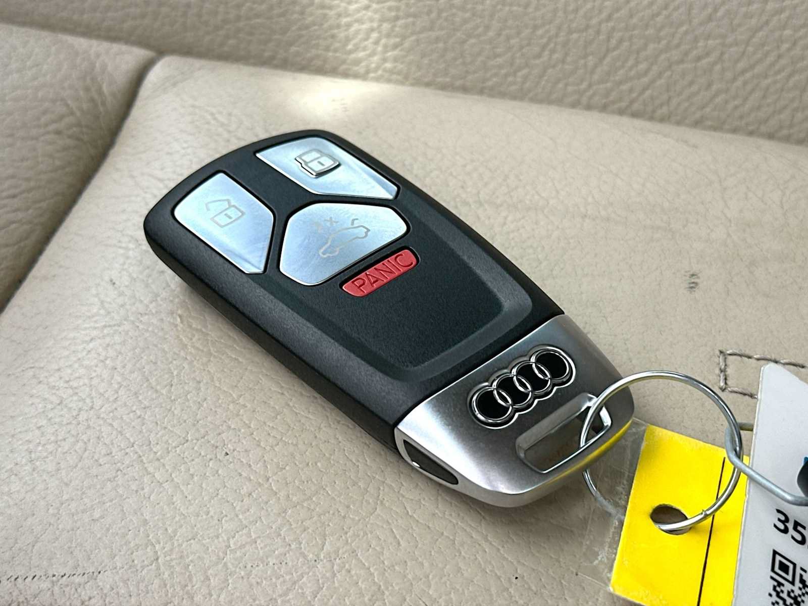 Used 2019 Audi A4 2.0T Premium FWD image 29