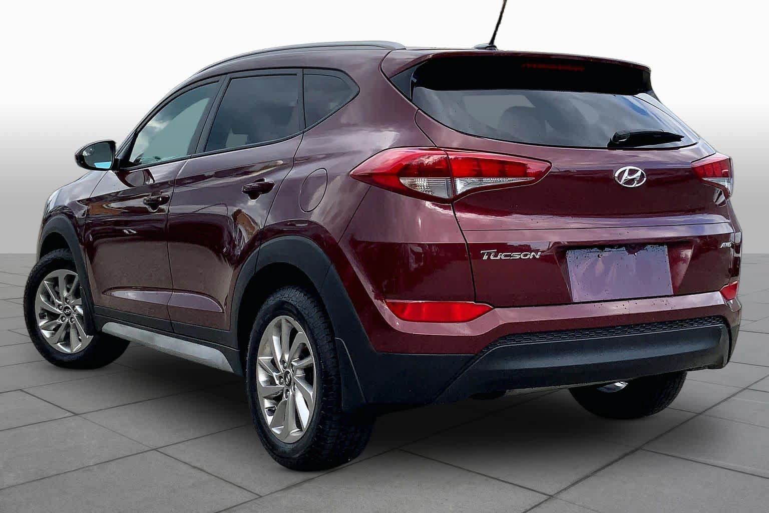 Used 2017 Hyundai Tucson SE w/ SE Popular Package 02 AWD/4WD image 12