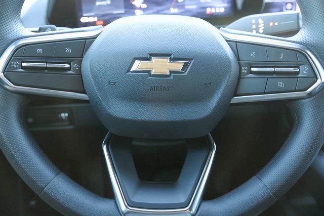 New 2026 Chevrolet Equinox EV LT image 18