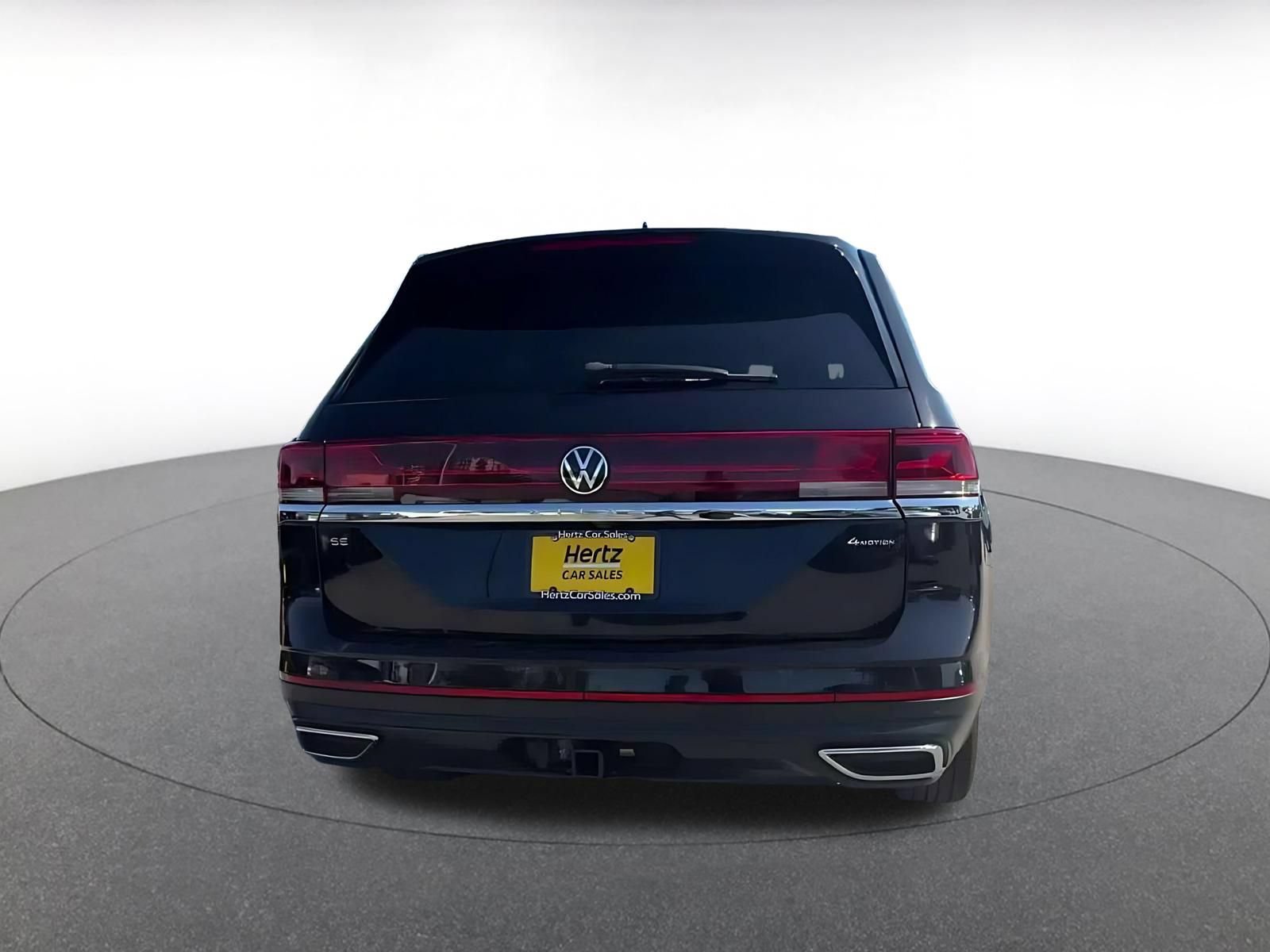 Used 2024 Volkswagen Atlas SE AWD/4WD image 12