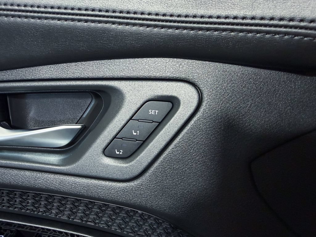 Certified 2023 Nissan Ariya AWD image 37