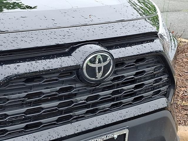 Used 2025 Toyota RAV4 XLE AWD/4WD image 10