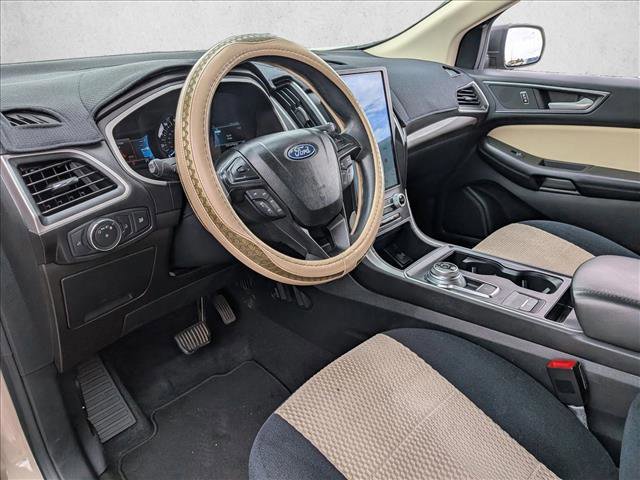 Used 2021 Ford Edge SE image 9