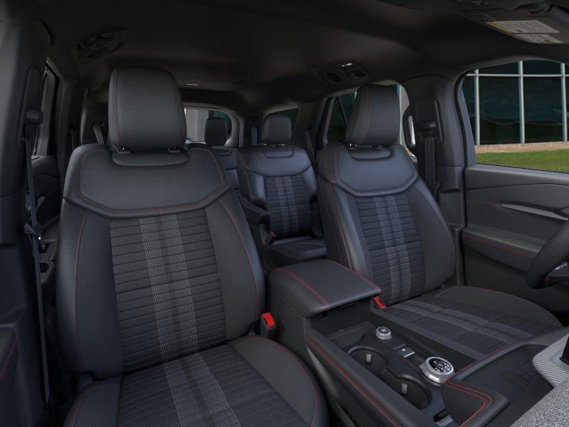 Used 2025 Ford Explorer ST-Line w/ Premium Package RWD image 11
