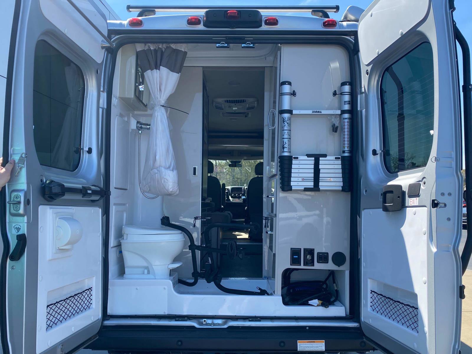 Used 2019 RAM ProMaster 3500 w/ Premium Appearance Group image 8