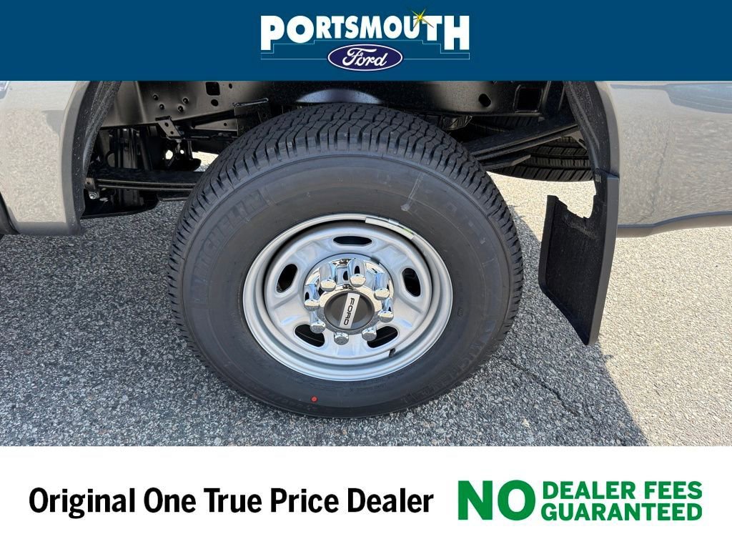 New 2026 Ford F250 XL w/ FX4 Off-Road Package image 28