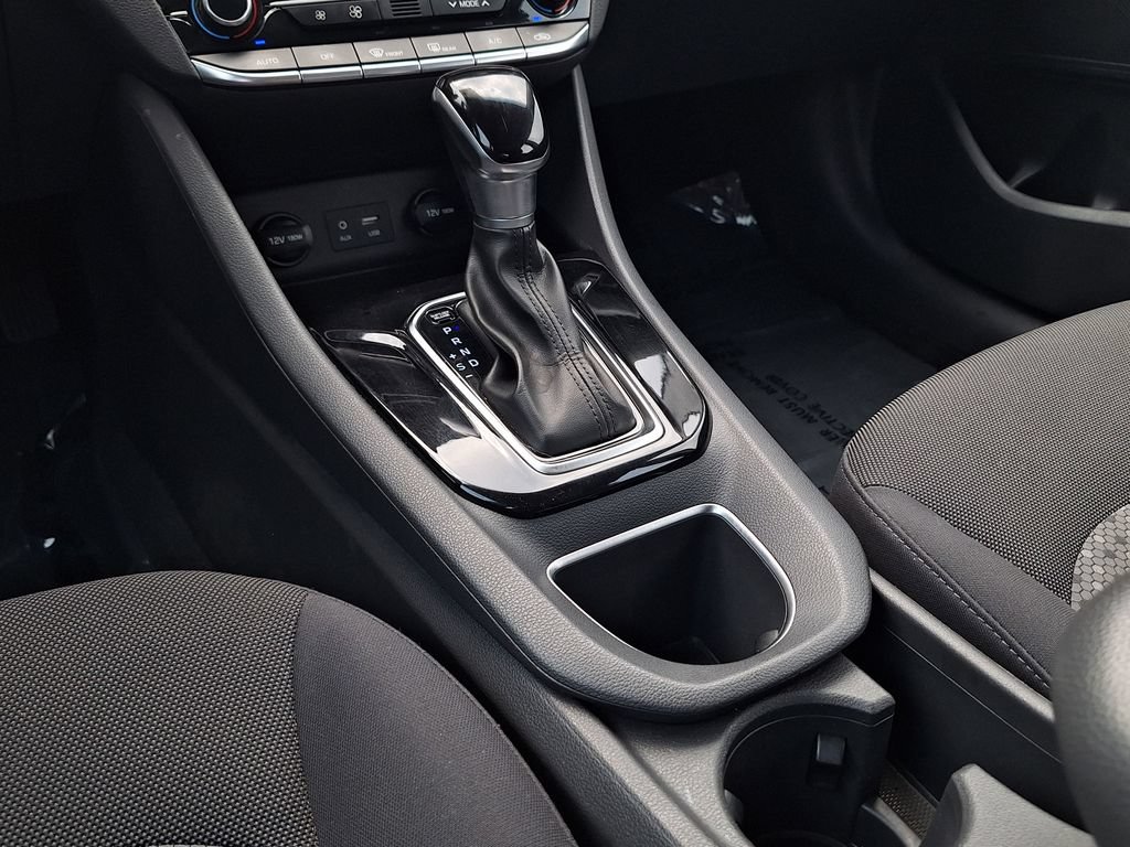 Used 2018 Hyundai Ioniq Blue FWD image 22