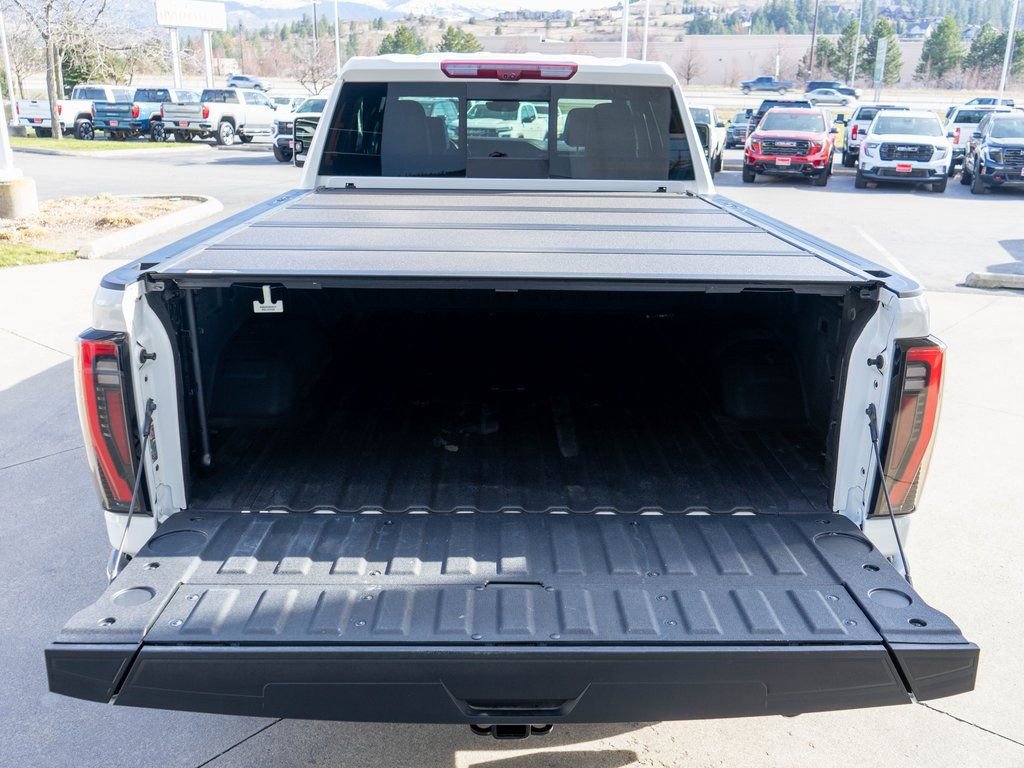 Used 2024 GMC Sierra 2500 AT4 w/ AT4 Premium Plus Package image 37