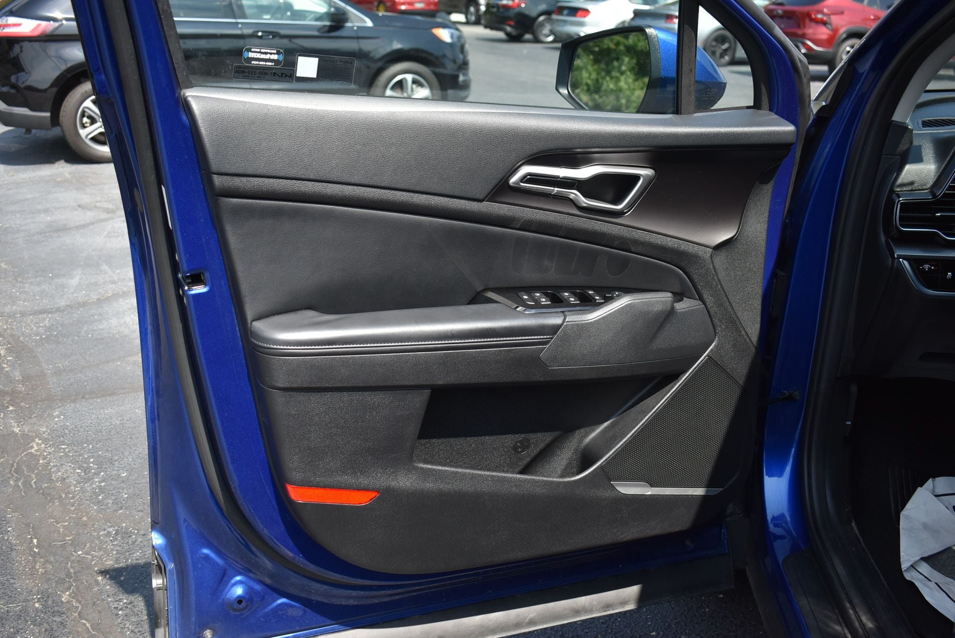 Used 2023 Kia Sportage EX FWD image 11