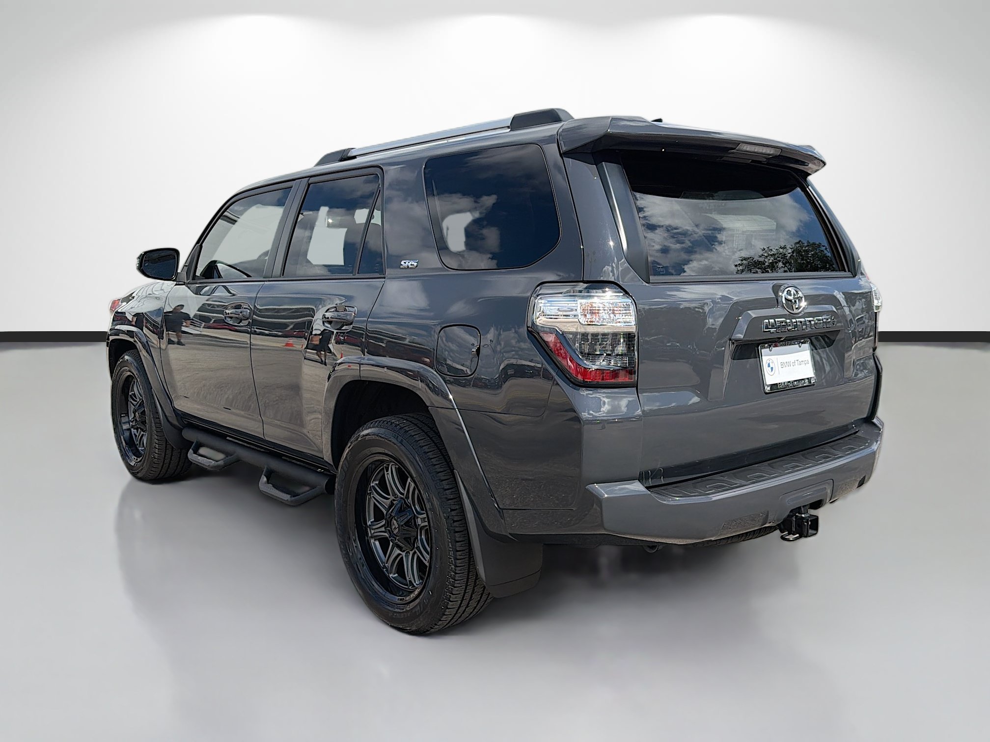 Used 2024 Toyota 4Runner SR5 Premium RWD image 5