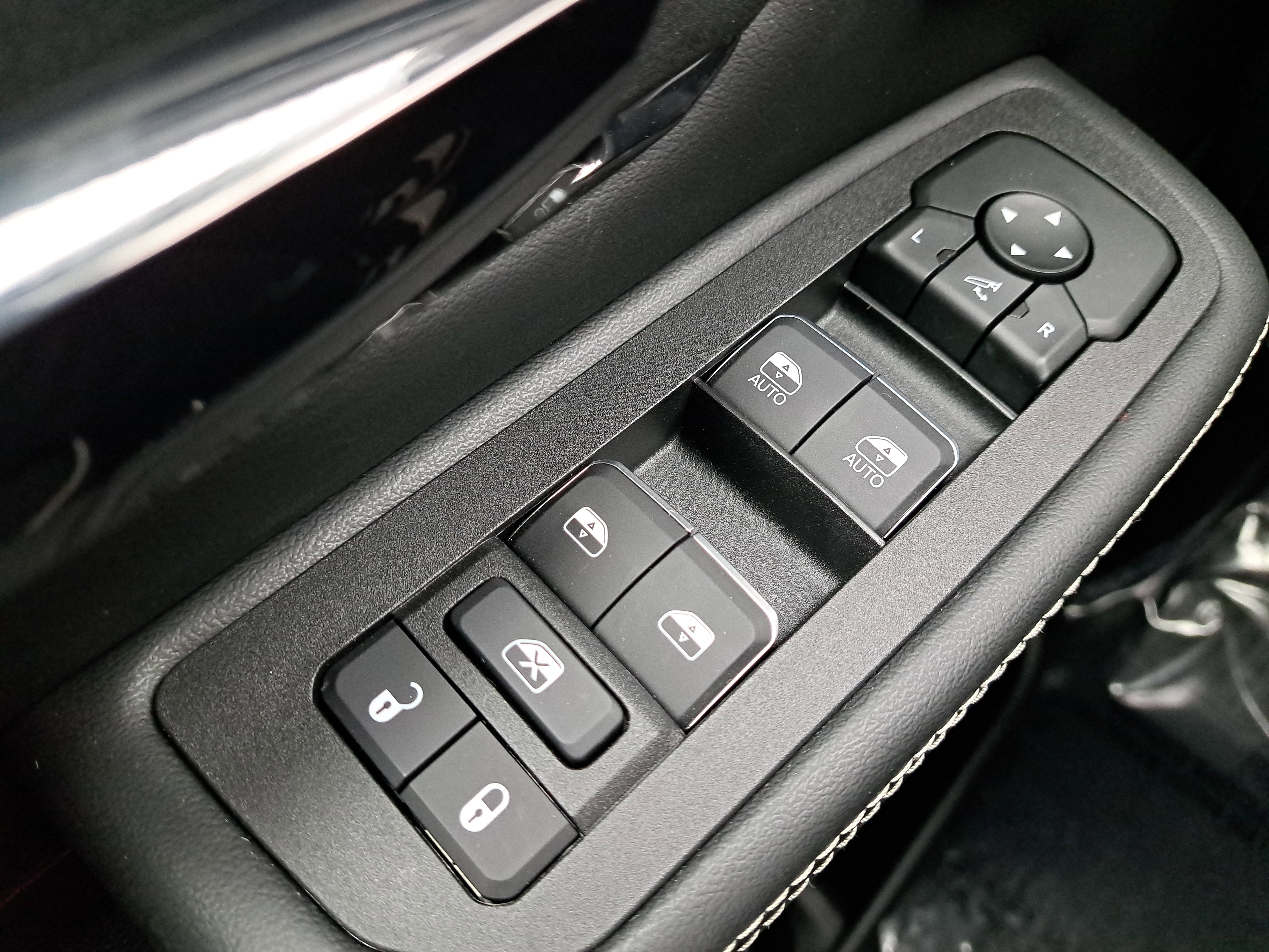 New 2026 RAM 1500 Limited image 27