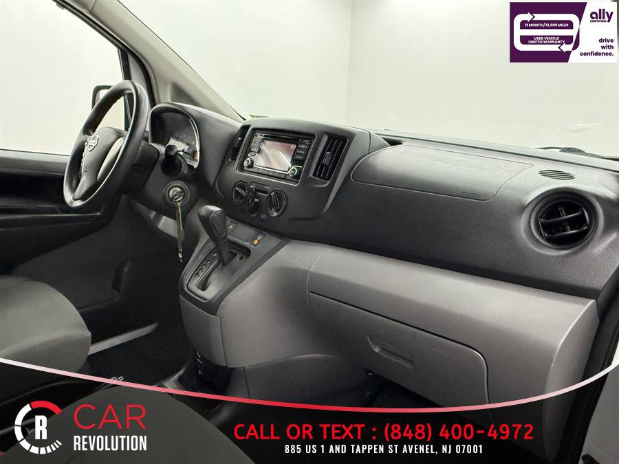 Used 2019 Nissan NV200 S image 24