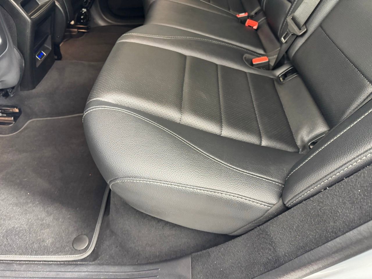 Used 2024 Mercedes-Benz GLE 350 4MATIC image 26