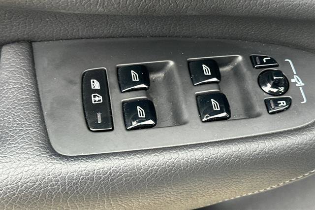 Certified 2021 Volvo XC90 T8 Inscription Expression w/ Protection Package Premier image 11