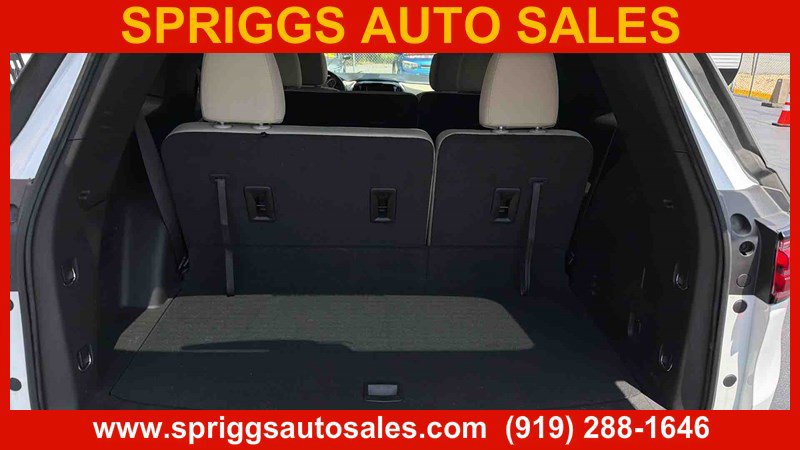 Used 2023 Chevrolet Traverse LS w/ LPO, Cargo Package AWD/4WD image 8
