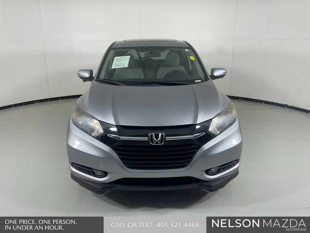 Used 2017 Honda HR-V EX image 2