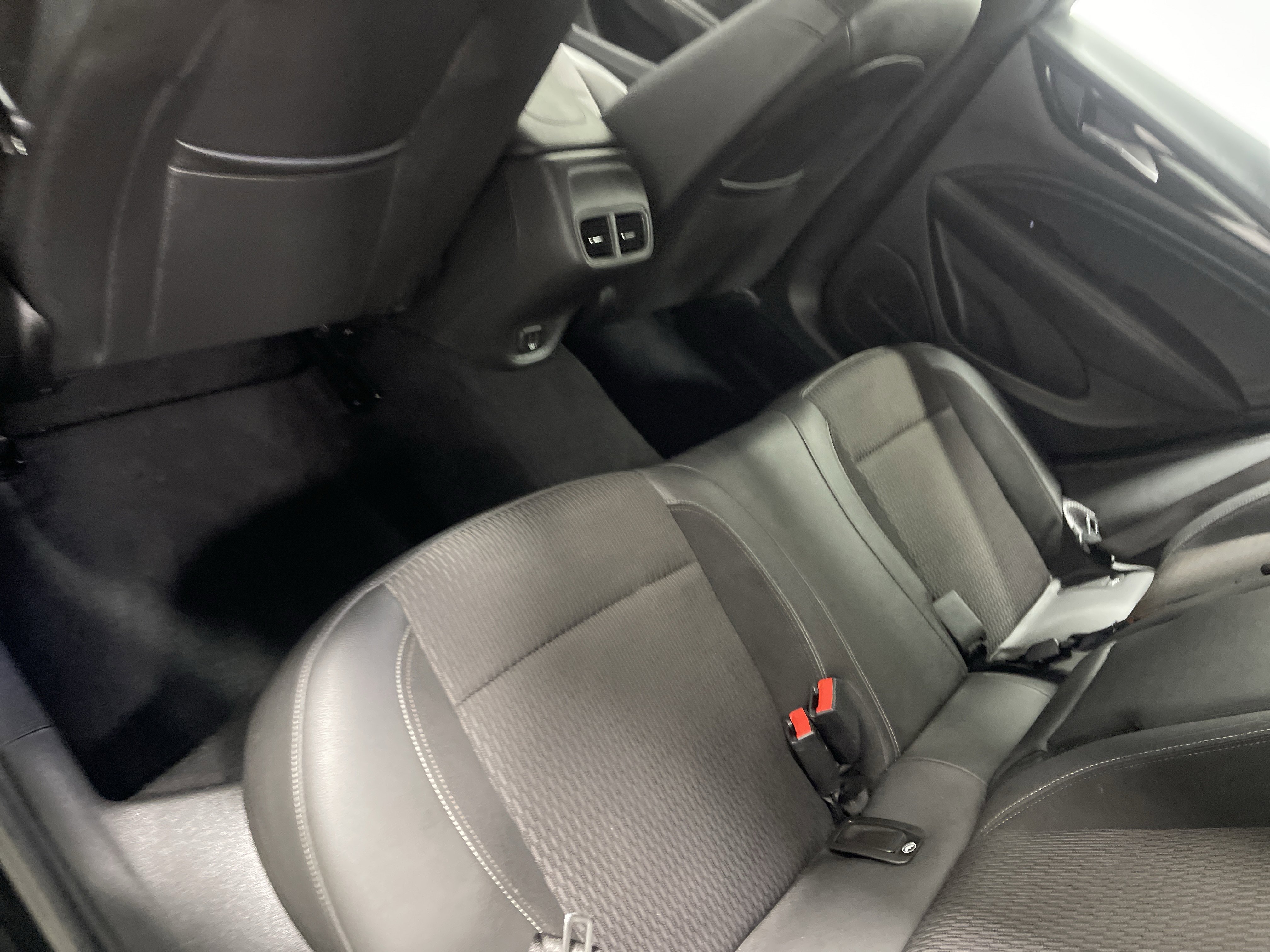 Used 2019 Buick Regal Preferred image 17