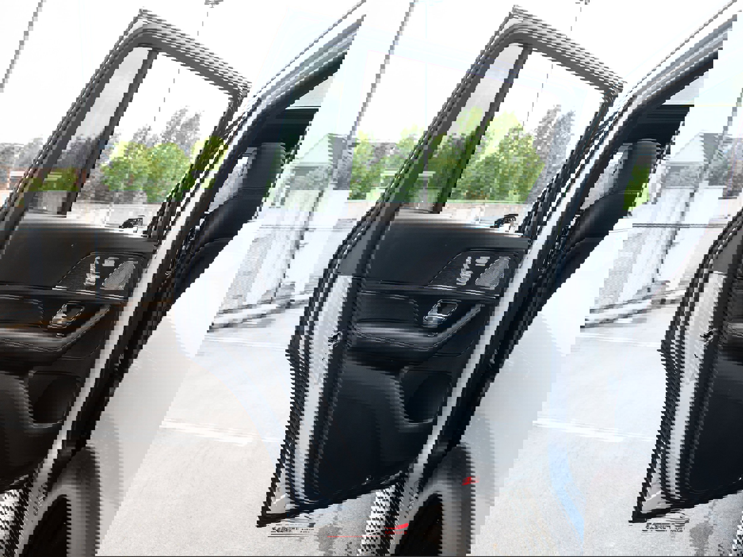 Used 2021 Mercedes-Benz GLS 450 4MATIC image 46