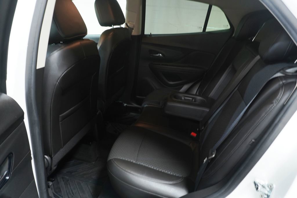 Used 2022 Buick Encore Preferred AWD/4WD image 11