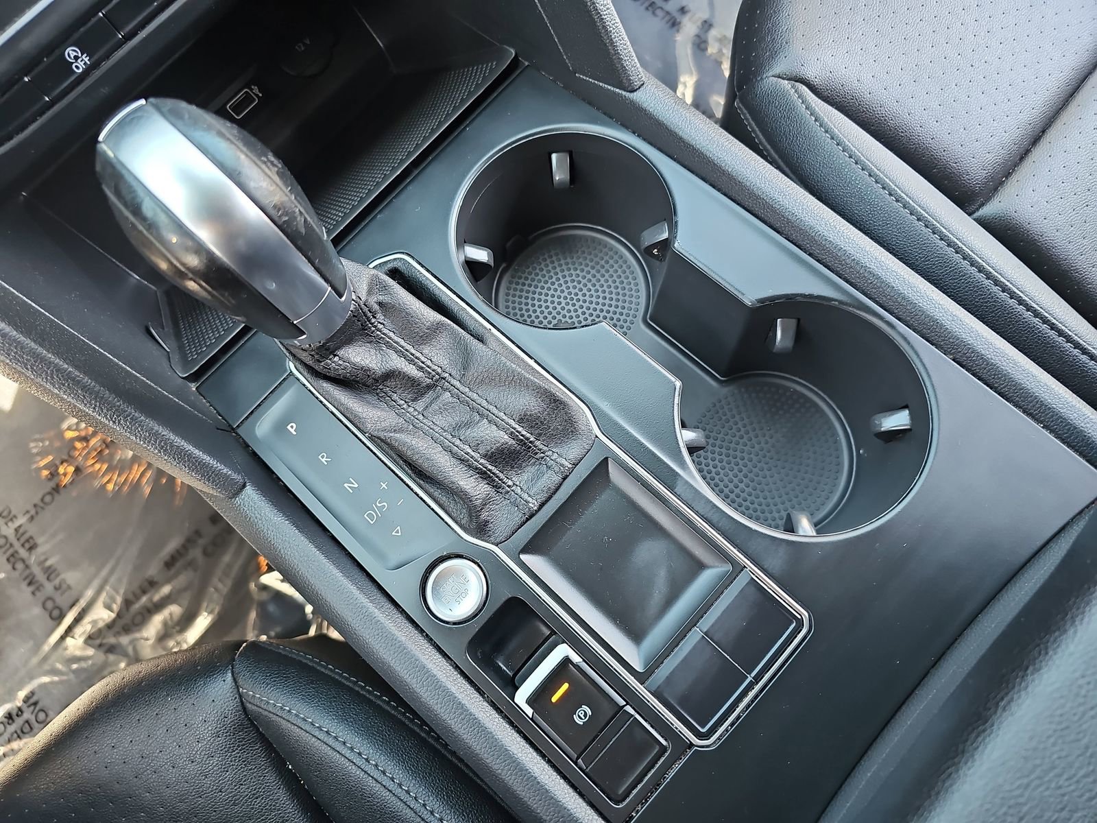 Used 2019 Volkswagen Atlas SE image 25