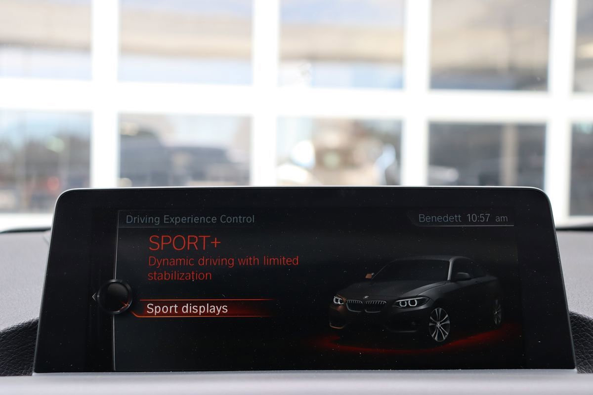 Used 2017 BMW 230i xDrive Coupe image 27