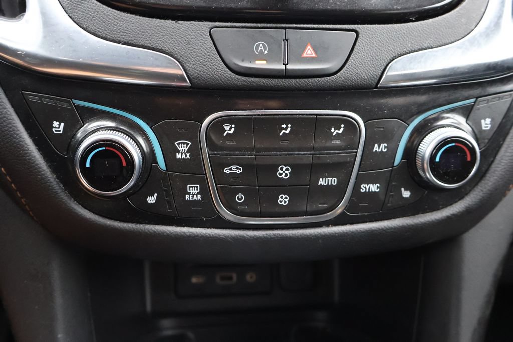 Used 2023 Chevrolet Equinox Premier AWD/4WD image 26