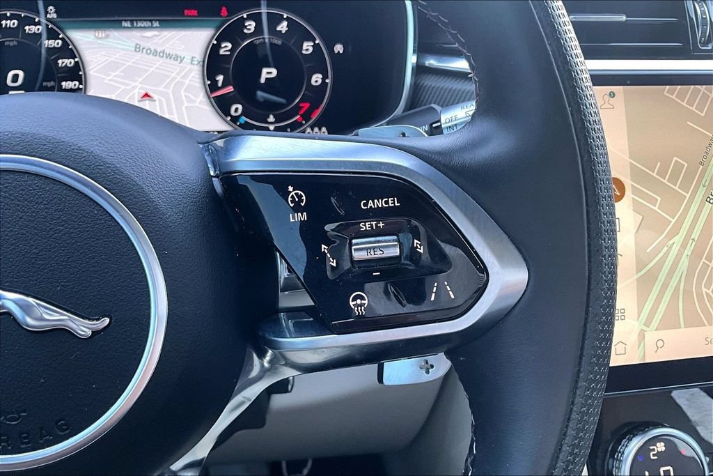 Used 2022 Jaguar F-PACE SVR AWD/4WD image 20
