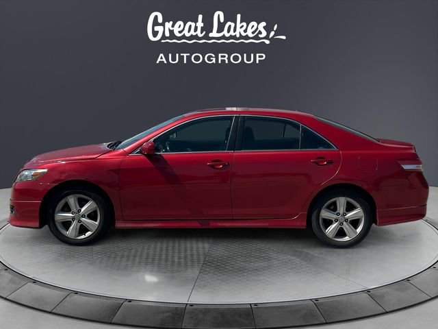 Used 2011 Toyota Camry SE FWD image 2