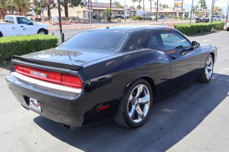 Used 2013 Dodge Challenger R/T RWD image 7