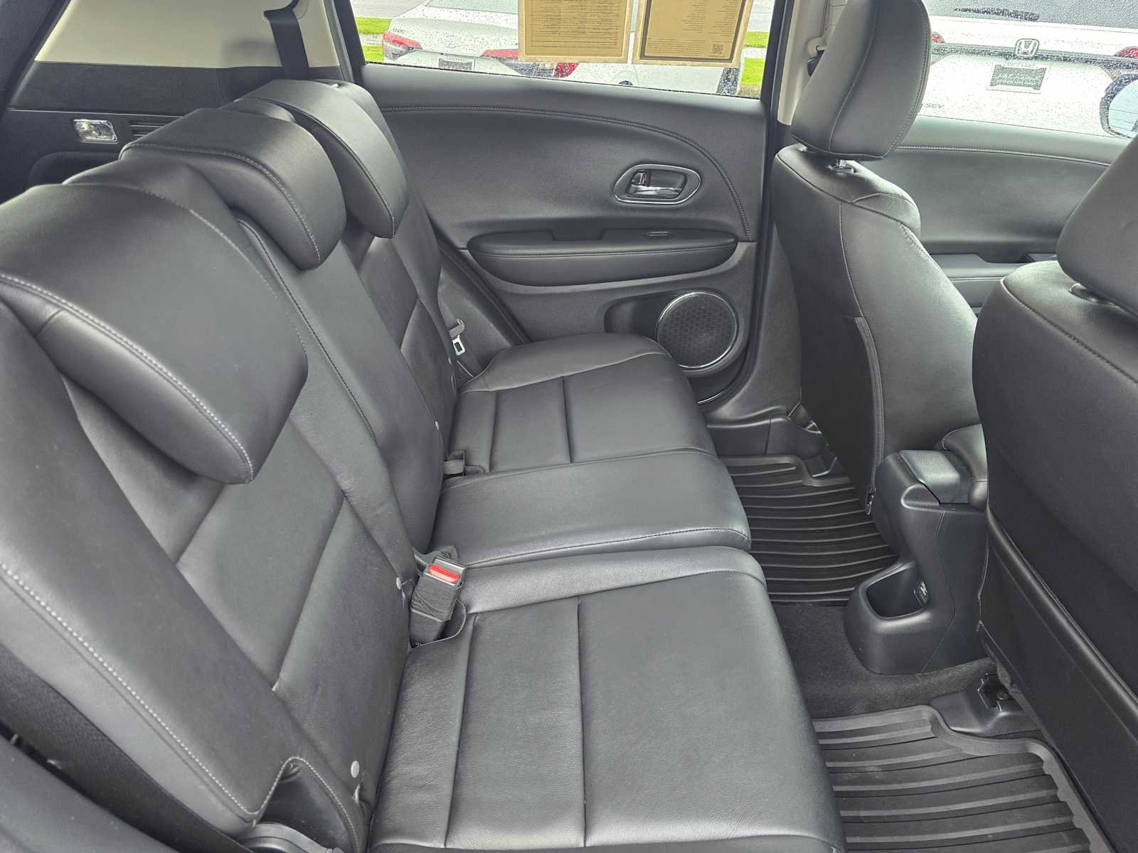 Used 2017 Honda HR-V EX-L image 24