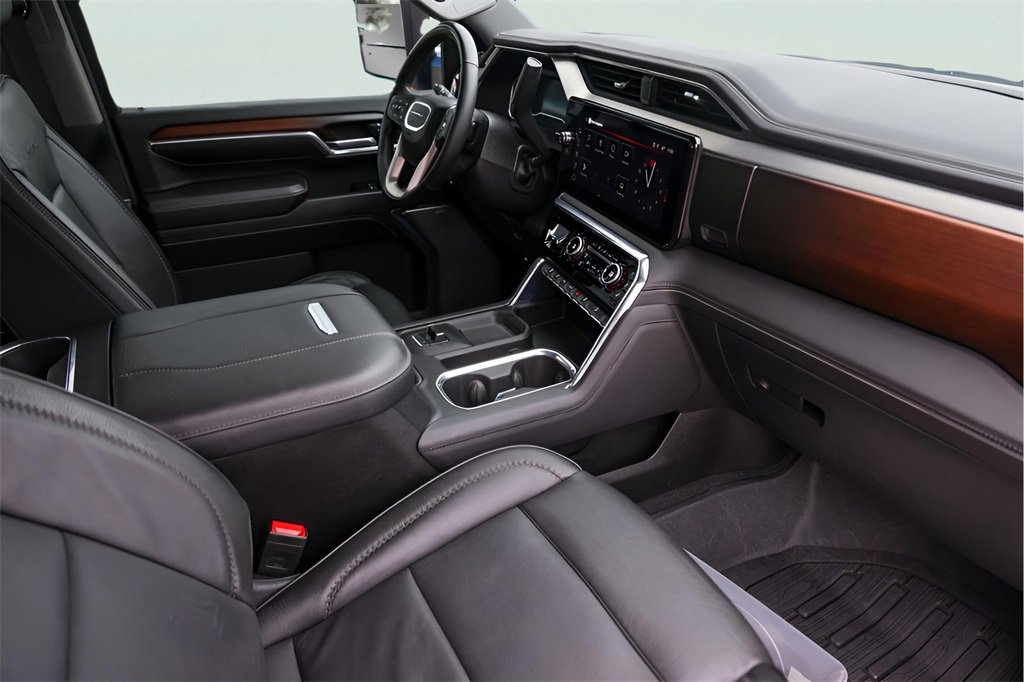 Used 2024 GMC Sierra 2500 Denali w/ Denali Reserve Package image 31
