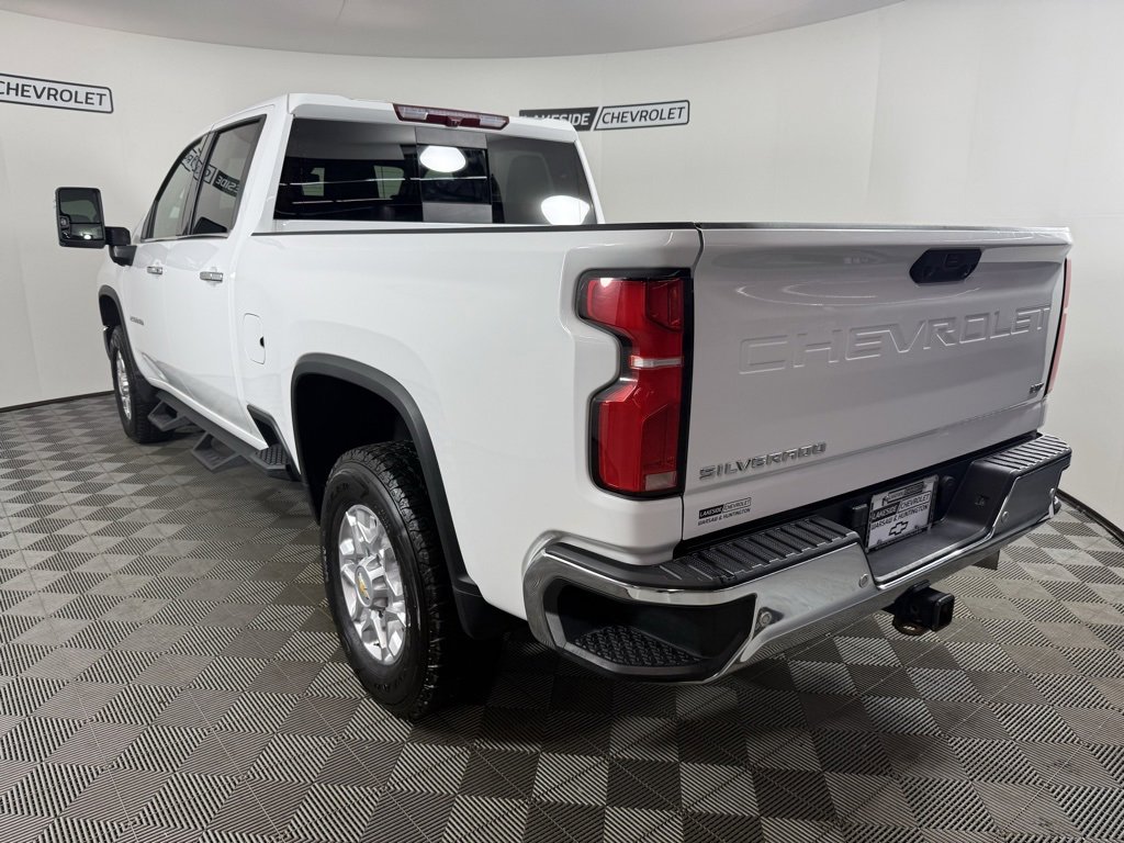 Used 2024 Chevrolet Silverado 2500 LTZ w/ LTZ Plus Package image 4