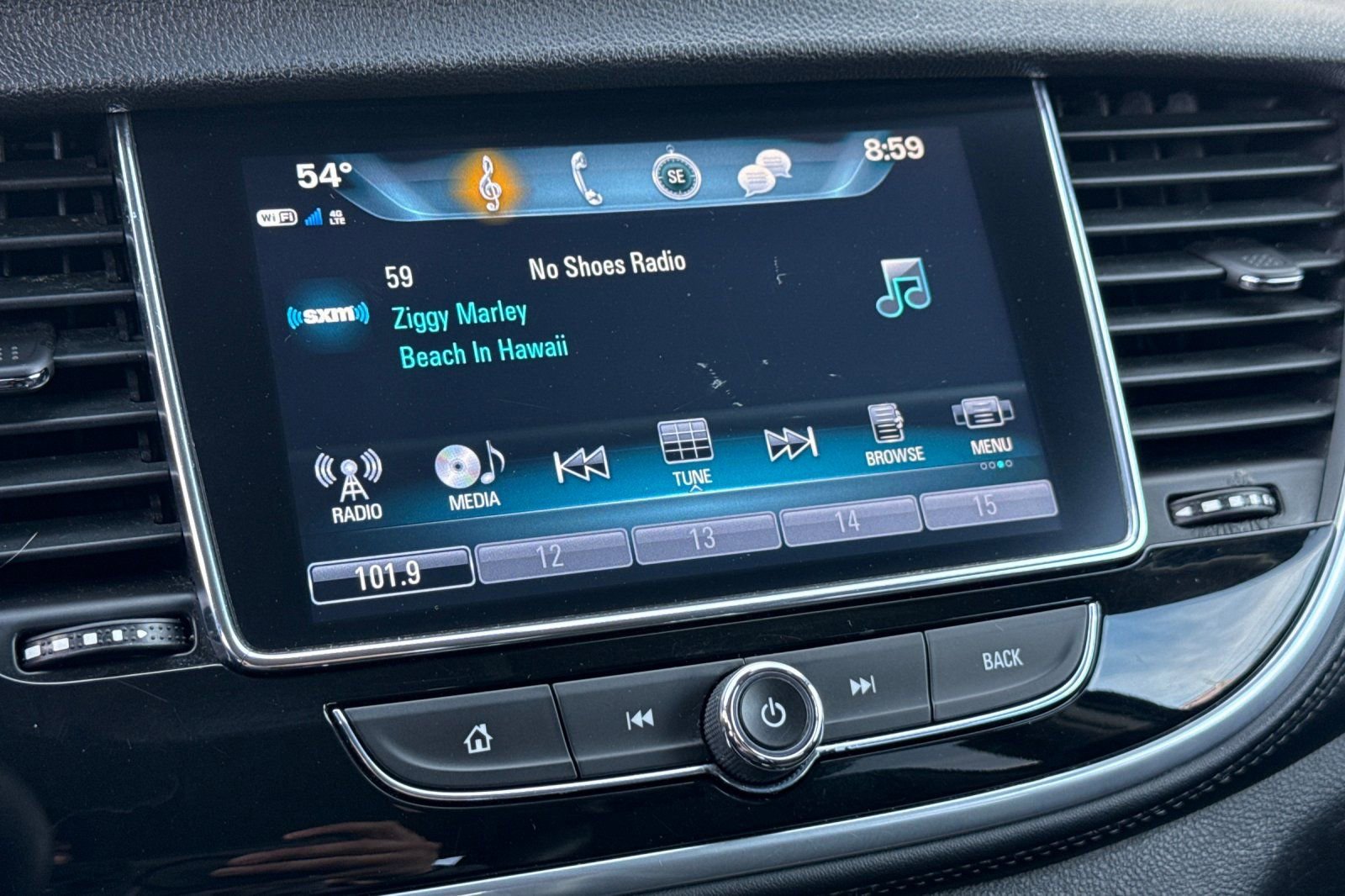 Used 2020 Buick Encore Preferred w/ Safety Package FWD image 19