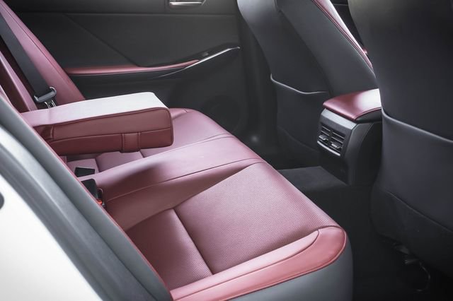 Certified 2024 Lexus IS 300 F Sport RWD image 23