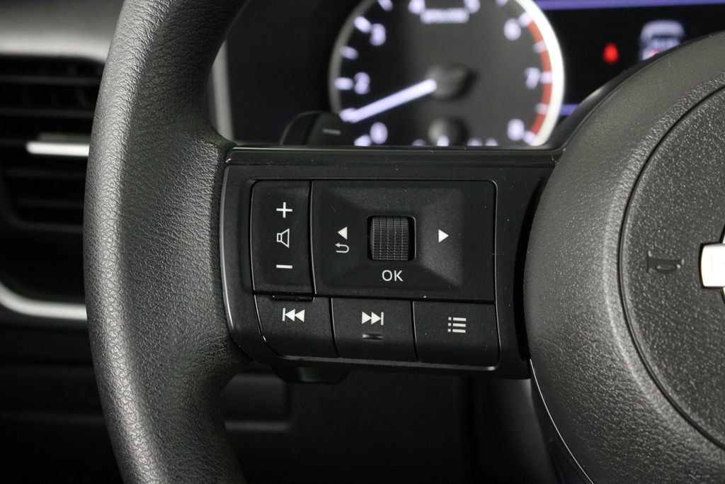 Certified 2023 Nissan Rogue S image 26
