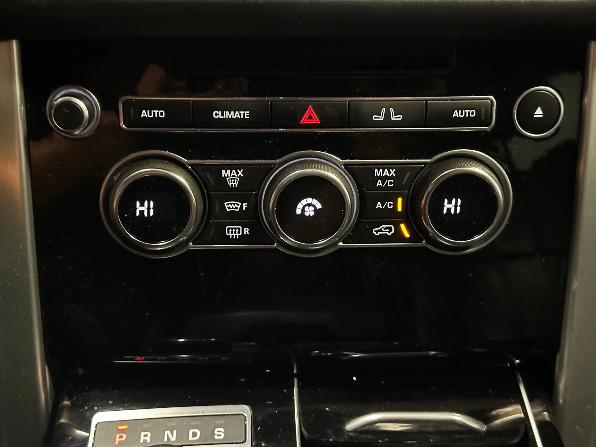 Used 2014 Land Rover Range Rover Autobiography image 45