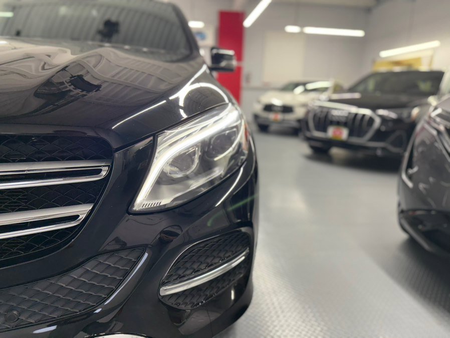 Used 2017 Mercedes-Benz GLE 350 4MATIC image 4