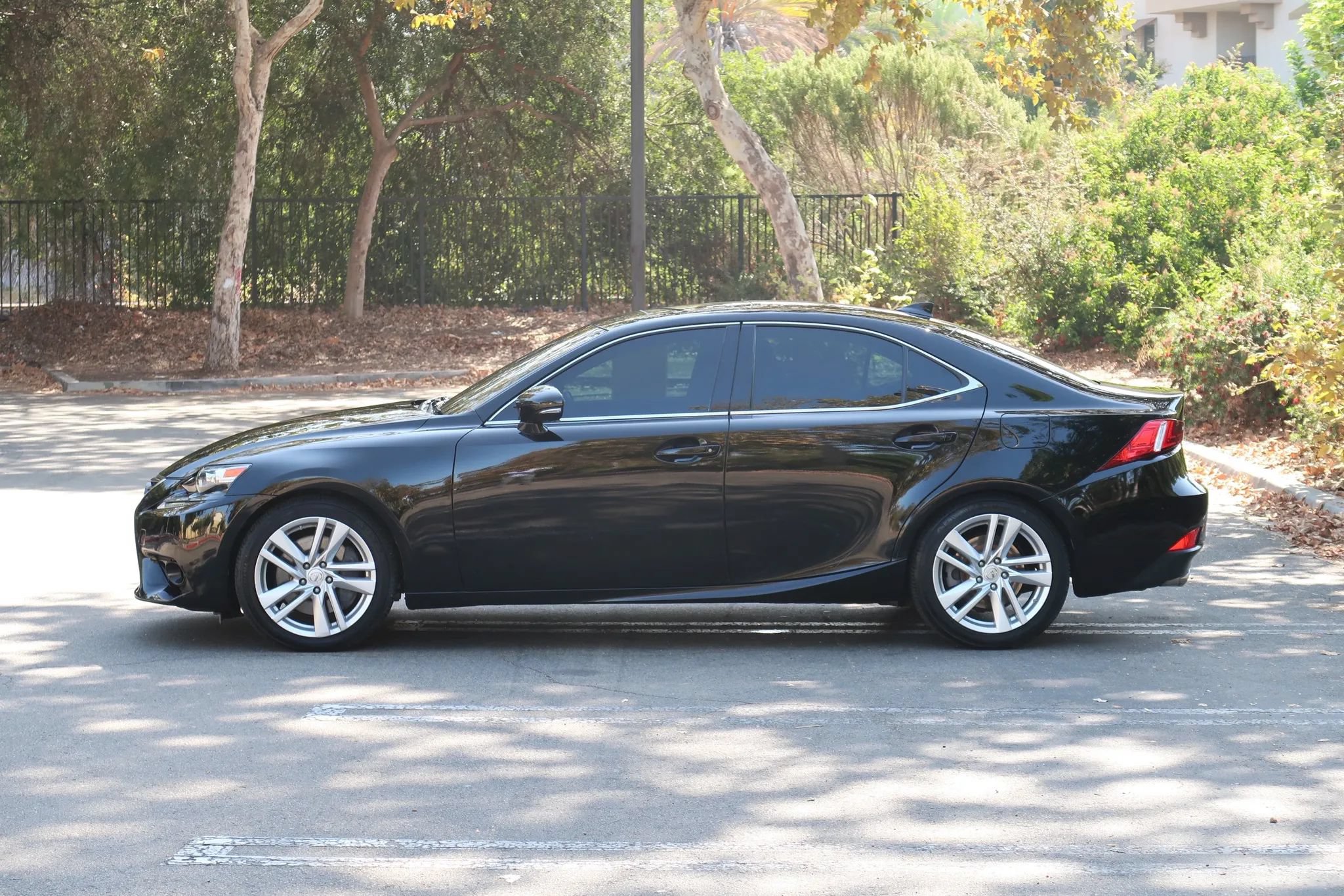 Used 2016 Lexus IS 300 AWD image 5